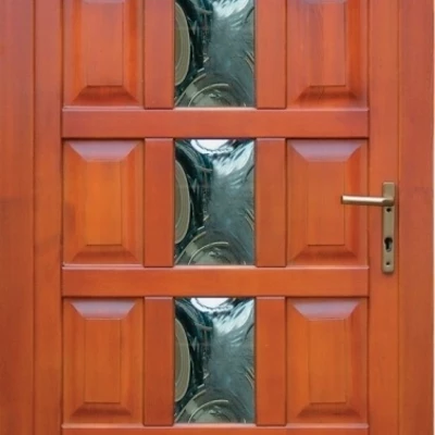 Bejárati ajtók  